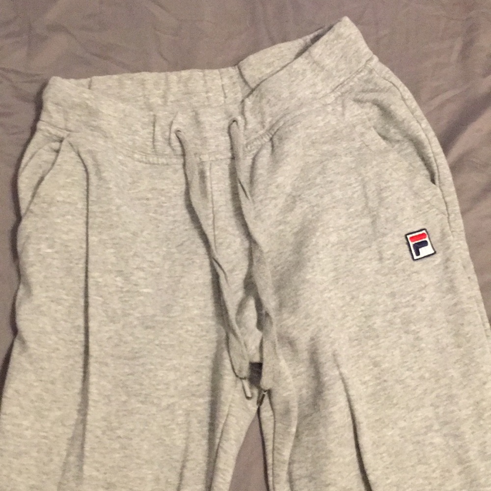 fila sweatpants/joggers